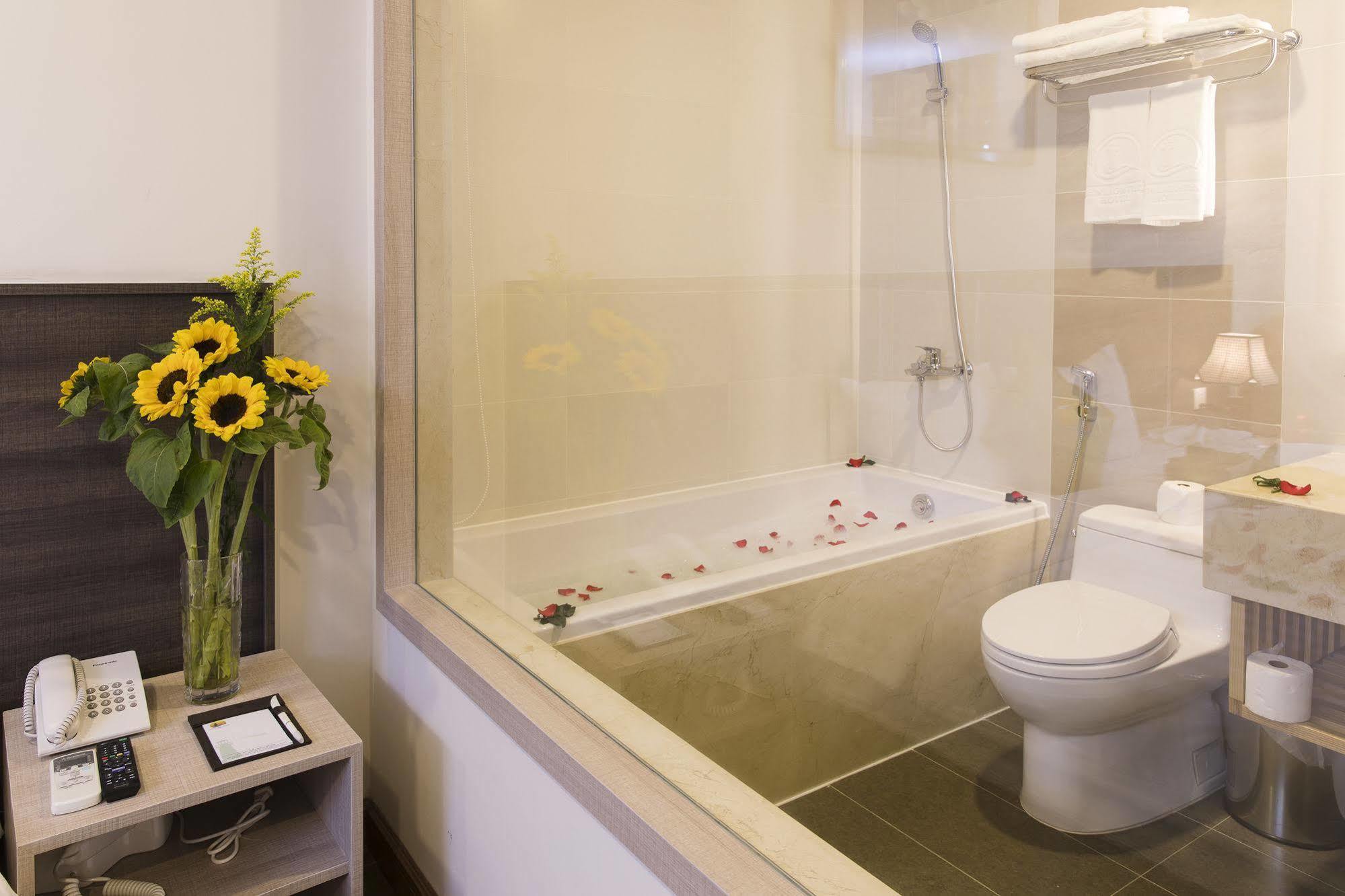 B&N Hotel Nha Trang Luaran gambar